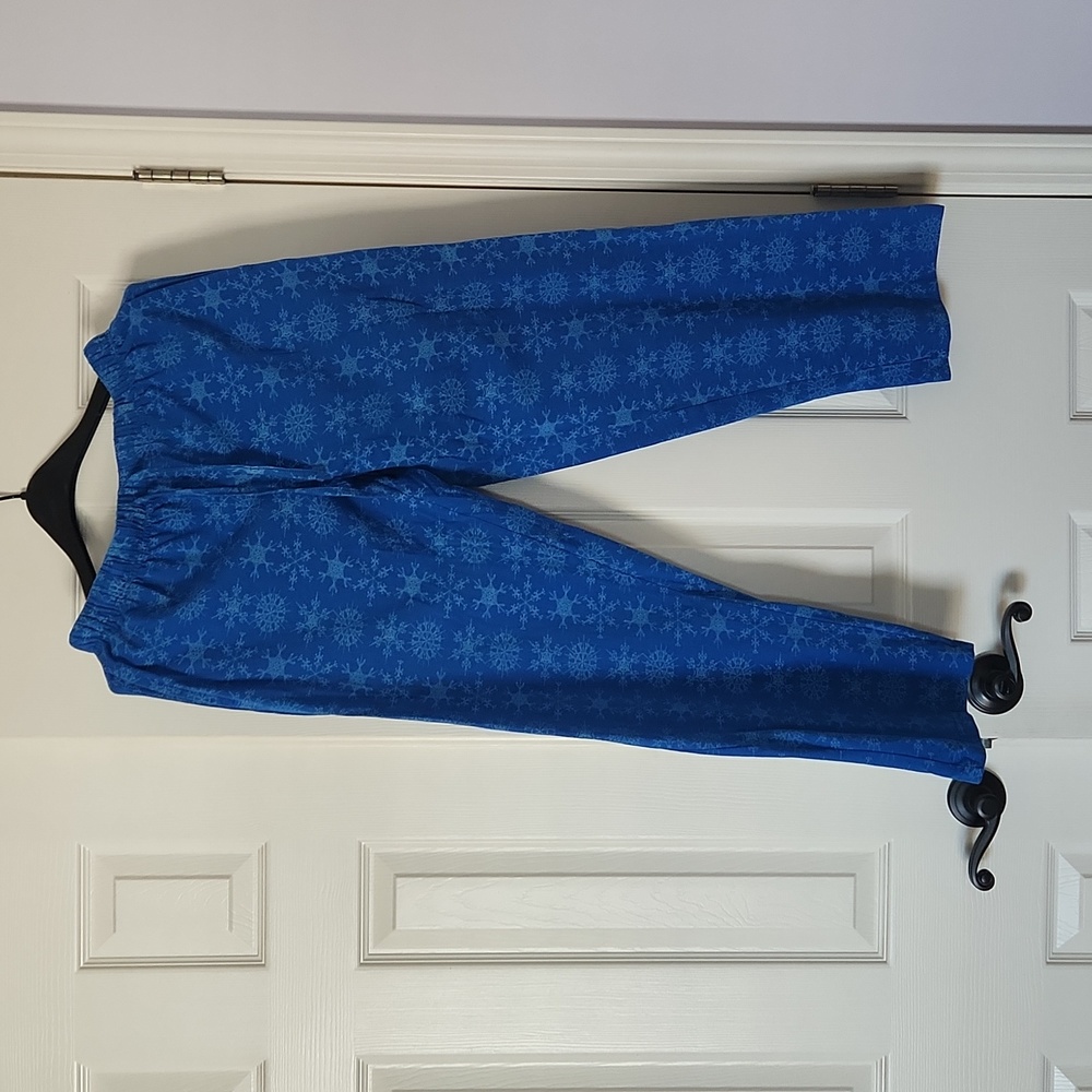 Svaha snowflake lounge pants size S